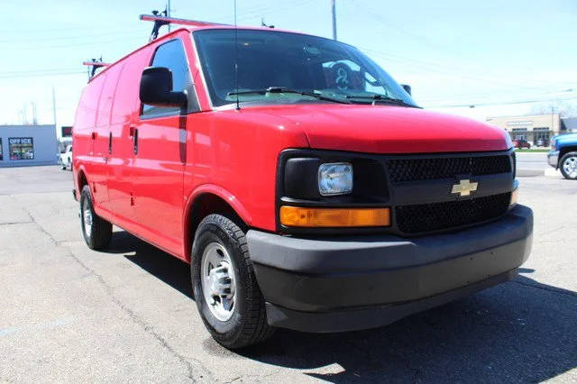 2017 Chevrolet Express Cargo  RWD photo