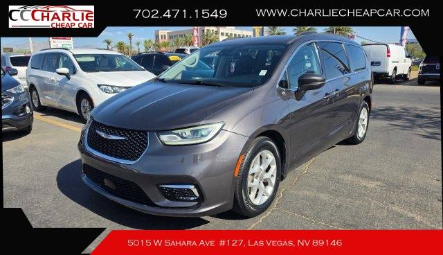 2022 Chrysler Pacifica Minivan Touring L FWD photo