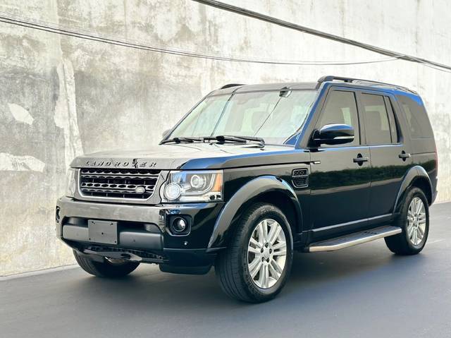 2015 Land Rover LR4 LUX 4WD photo