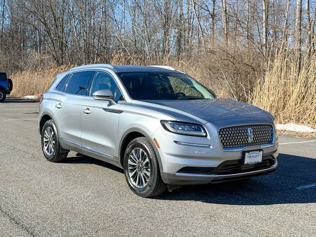 2023 Lincoln Nautilus Standard AWD photo