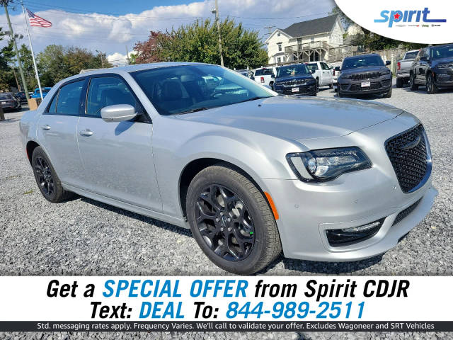2023 Chrysler 300 Touring L AWD photo