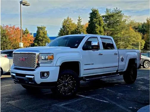 2016 GMC Sierra 3500HD Denali 4WD photo
