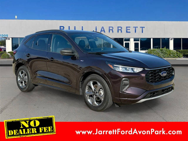 2023 Ford Escape ST-Line FWD photo