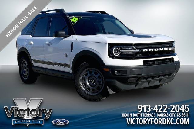 2023 Ford Bronco Sport Outer Banks 4WD photo