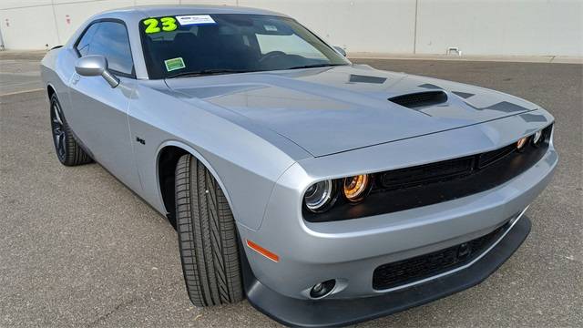 2023 Dodge Challenger R/T RWD photo