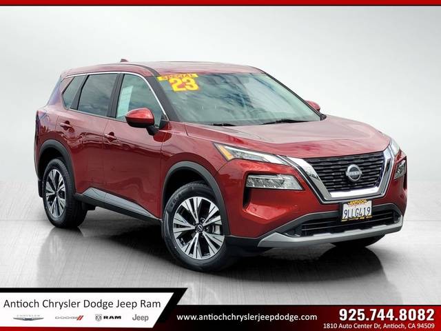 2023 Nissan Rogue SV FWD photo