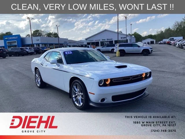 2023 Dodge Challenger GT AWD photo