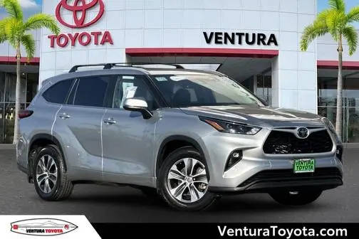 2023 Toyota Highlander XLE FWD photo
