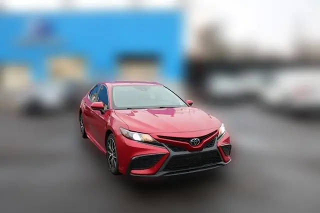 2021 Toyota Camry SE FWD photo