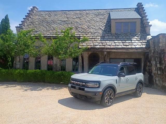 2021 Ford Bronco Sport Outer Banks 4WD photo