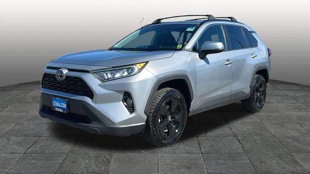 2021 Toyota RAV4 XLE AWD photo