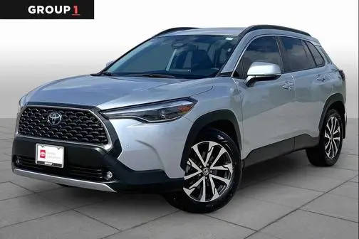2023 Toyota Corolla Cross XLE FWD photo