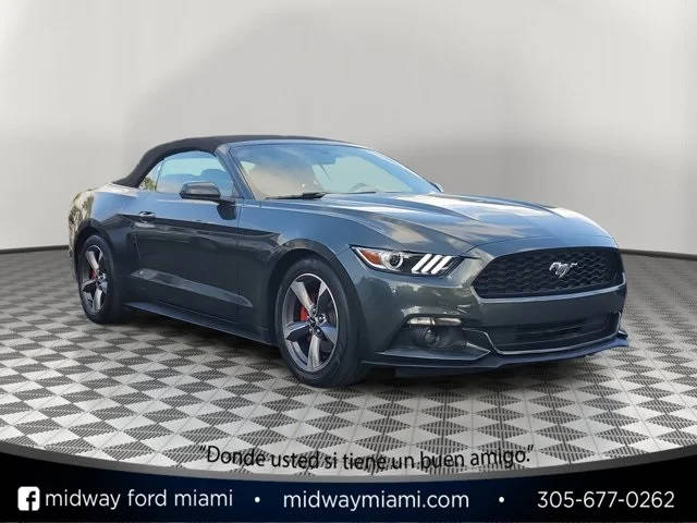 2015 Ford Mustang V6 RWD photo