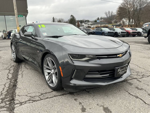 2018 Chevrolet Camaro 1LT RWD photo