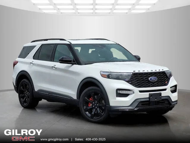 2023 Ford Explorer ST 4WD photo