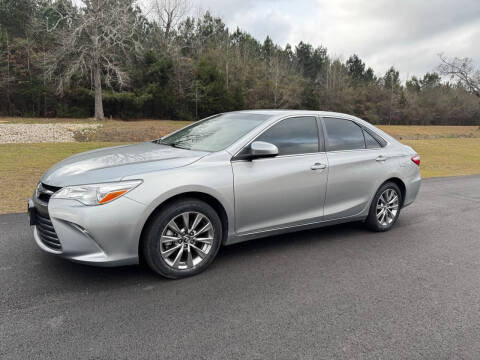 2017 Toyota Camry XLE FWD photo