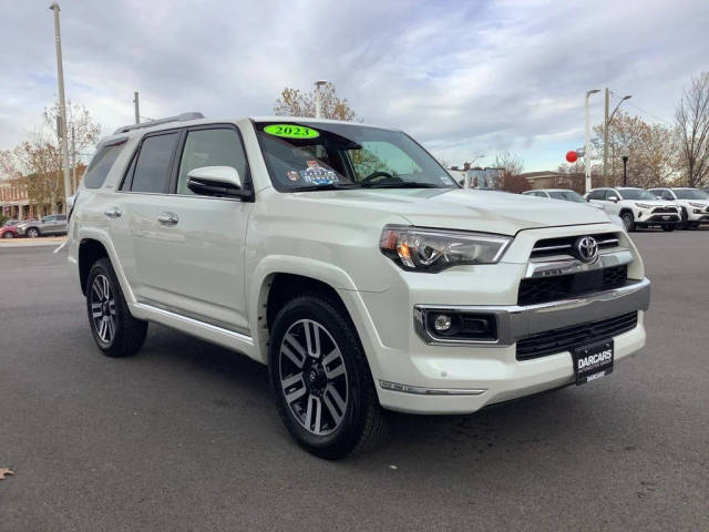 2023 Toyota 4Runner Limited 4WD photo