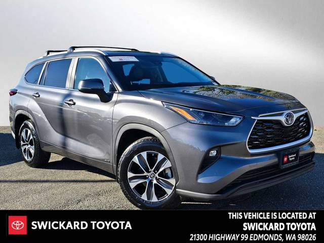 2023 Toyota Highlander Hybrid XLE AWD photo