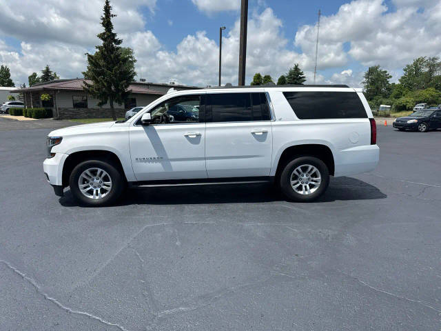2020 Chevrolet Suburban LT 4WD photo