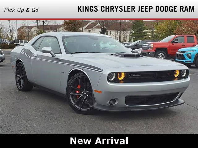 2022 Dodge Challenger R/T RWD photo