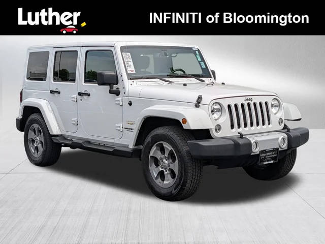 2015 Jeep Wrangler Unlimited Sahara 4WD photo