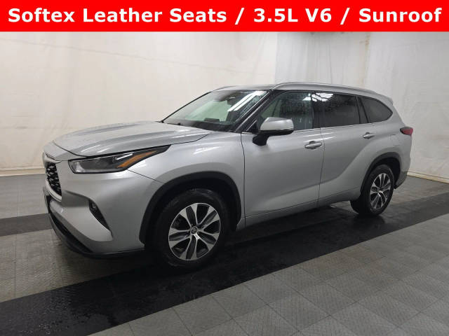 2021 Toyota Highlander XLE FWD photo