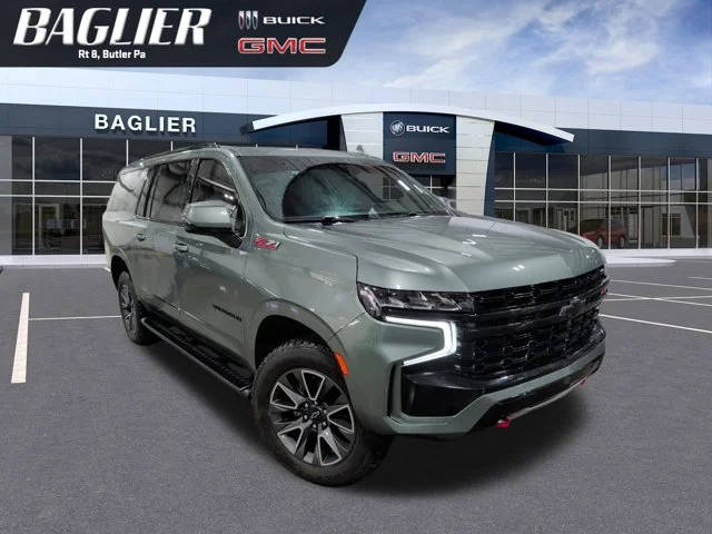 2023 Chevrolet Suburban Z71 4WD photo