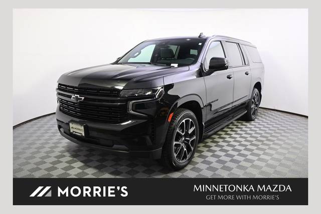 2023 Chevrolet Suburban RST 4WD photo
