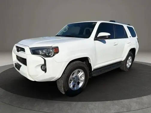 2022 Toyota 4Runner SR5 4WD photo