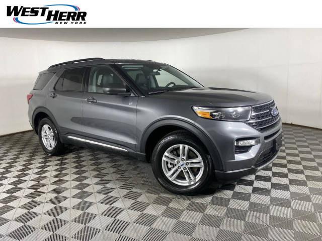 2023 Ford Explorer XLT 4WD photo