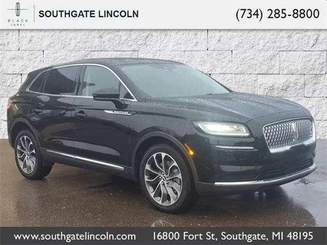 2023 Lincoln Nautilus Reserve AWD photo