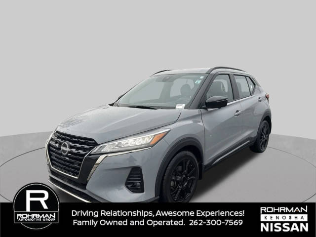 2023 Nissan Kicks SR FWD photo