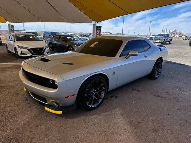 2023 Dodge Challenger R/T Scat Pack RWD photo