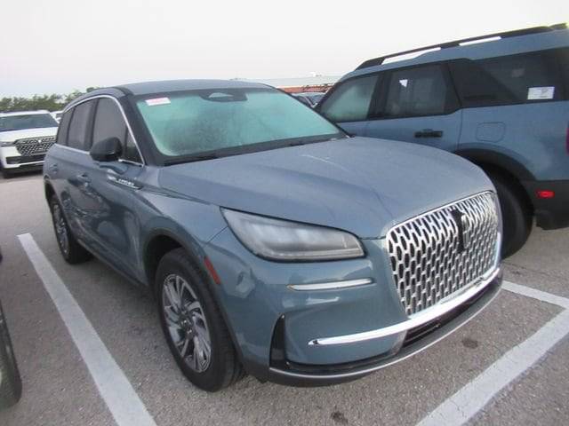 2023 Lincoln Corsair Standard FWD photo