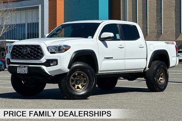 2023 Toyota Tacoma TRD Off Road 4WD photo