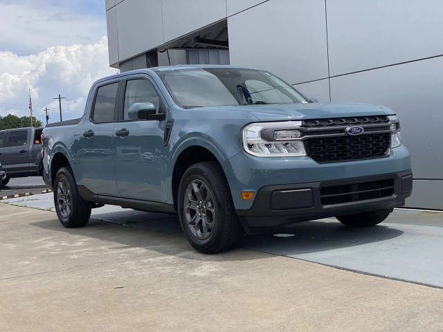 2023 Ford Maverick XLT FWD photo