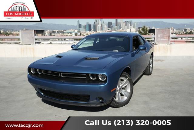 2023 Dodge Challenger SXT RWD photo