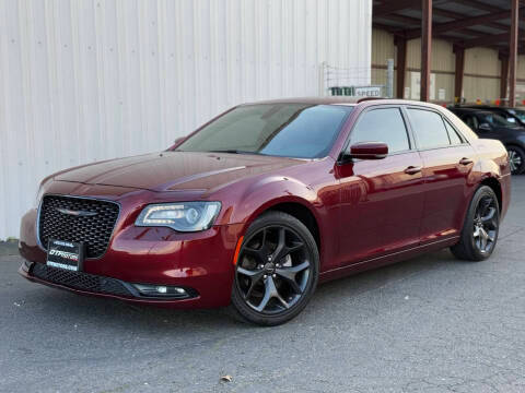 2023 Chrysler 300 300S RWD photo