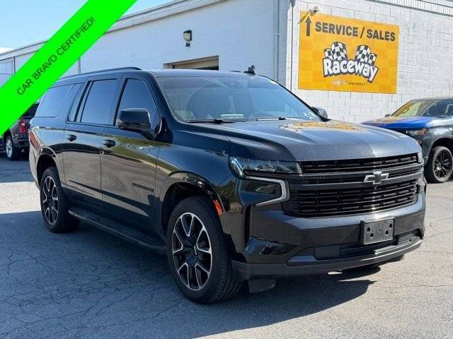 2023 Chevrolet Suburban RST 4WD photo
