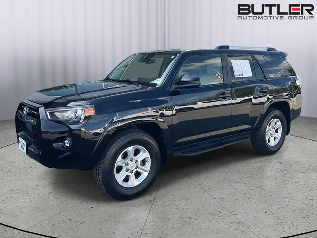 2021 Toyota 4Runner SR5 RWD photo