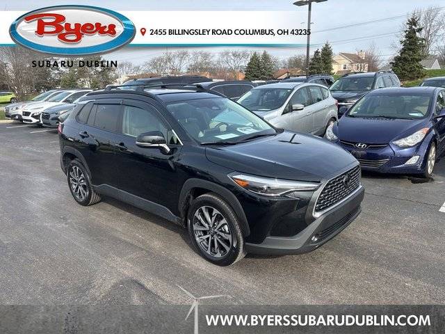 2023 Toyota Corolla Cross XLE AWD photo