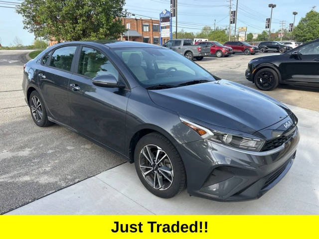 2023 Kia Forte LXS FWD photo