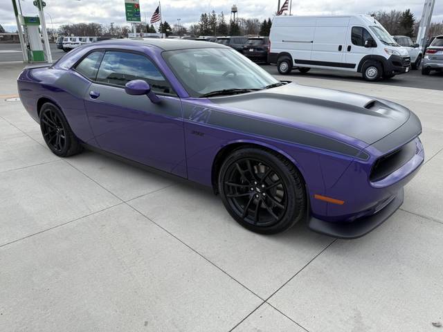 2023 Dodge Challenger R/T Scat Pack RWD photo