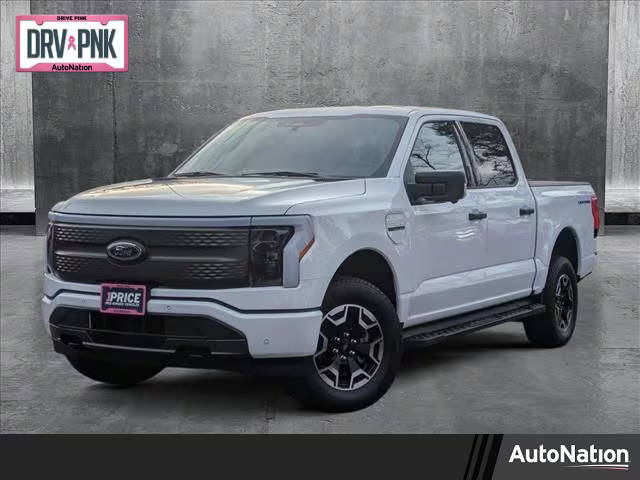 2023 Ford F-150 Lightning XLT AWD photo