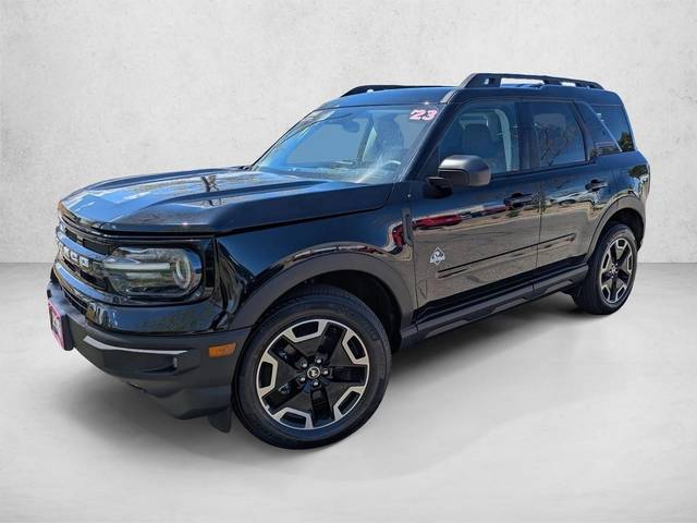 2023 Ford Bronco Sport Outer Banks 4WD photo