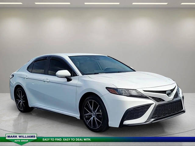 2023 Toyota Camry SE FWD photo