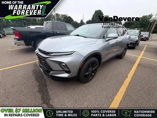 2023 Chevrolet Blazer RS FWD photo