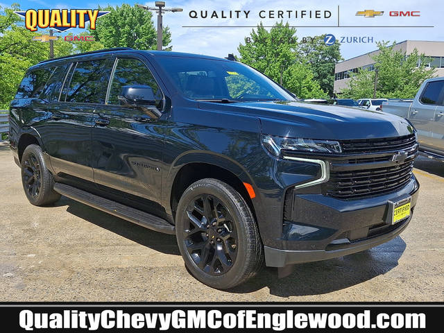 2023 Chevrolet Suburban RST 4WD photo