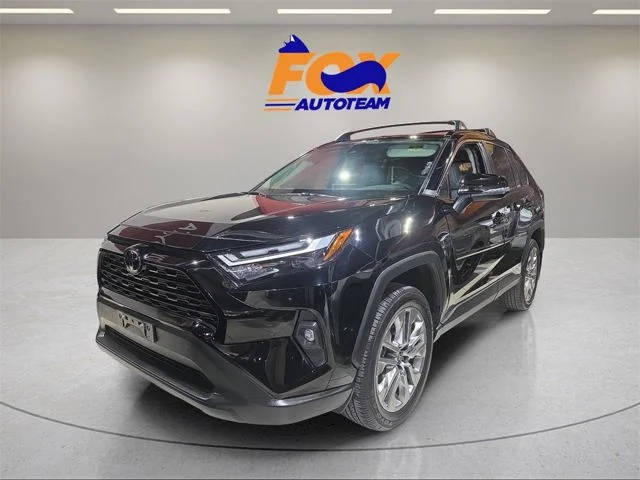2023 Toyota RAV4 XLE Premium FWD photo