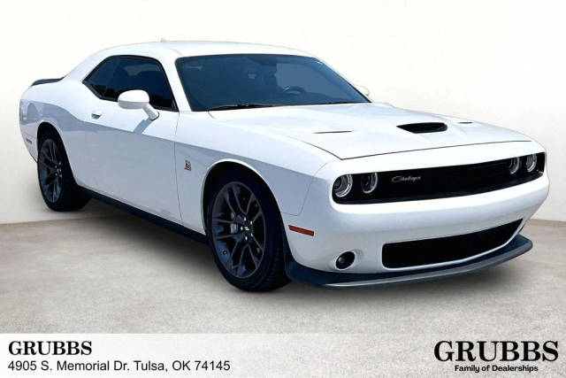 2023 Dodge Challenger R/T Scat Pack RWD photo